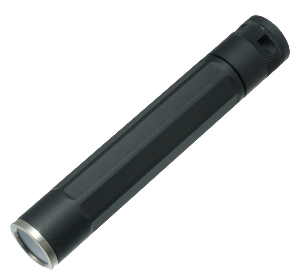 INOVA XO［32 lm］（ブラック）イノーバ タクティカル LEDライト XOMT-WB